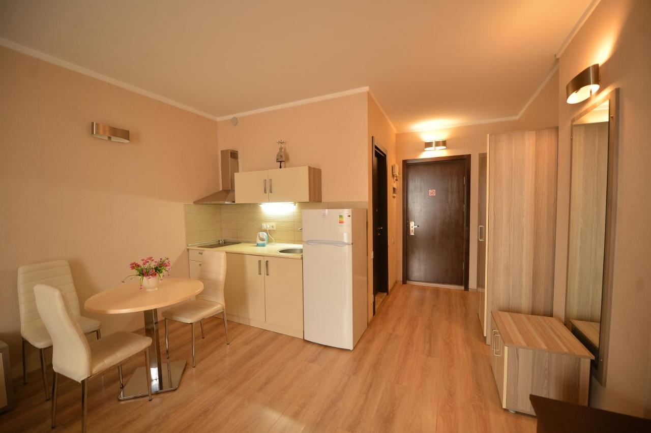 Orbi Batumi Apart Hotel Sea View מראה חיצוני תמונה